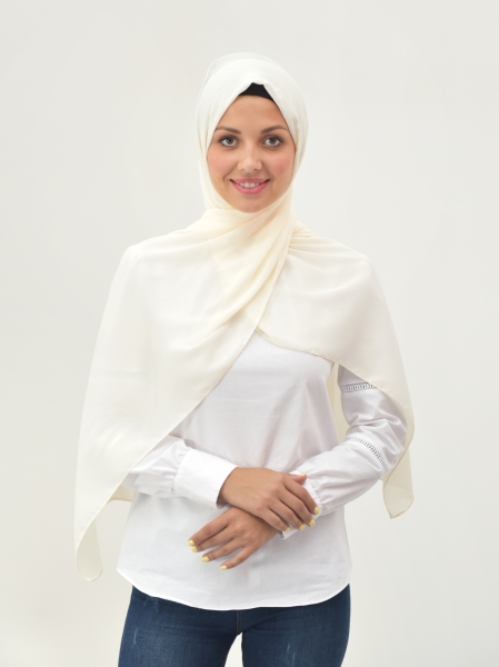 Ivory Colour Crinkle Hijab