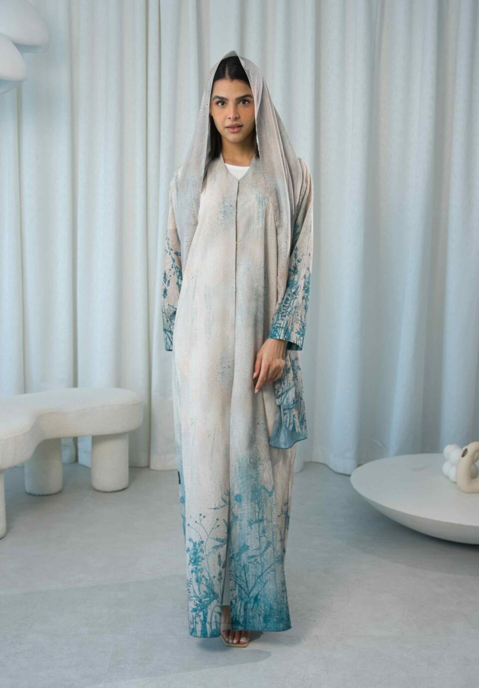 Pine Bloom Print Abaya